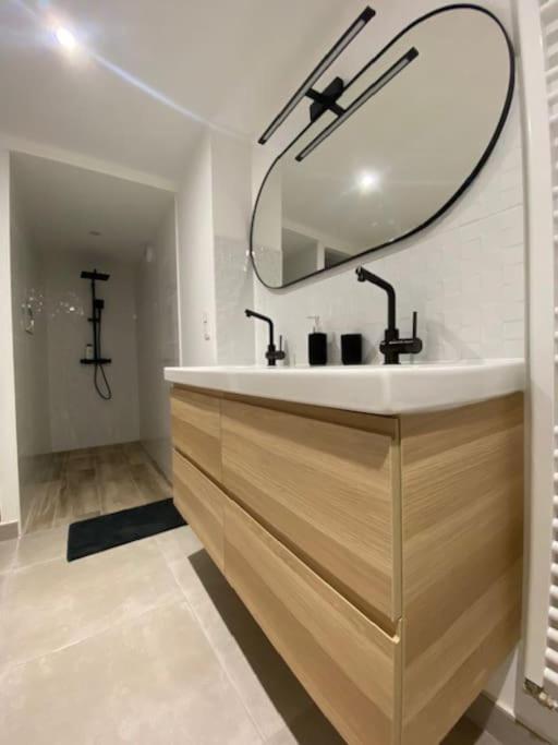 Appartement Le Cocoon Le Cheylard ภายนอก รูปภาพ